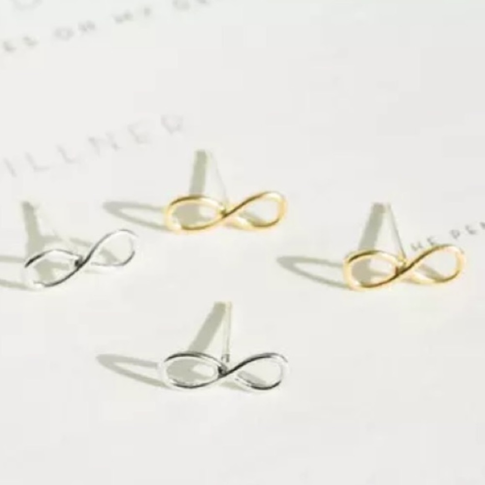 ⚜️[𝟯/$𝟭𝟴]⚜️Infinity Gold Simple Earrings NEW - Picture 6 of 8